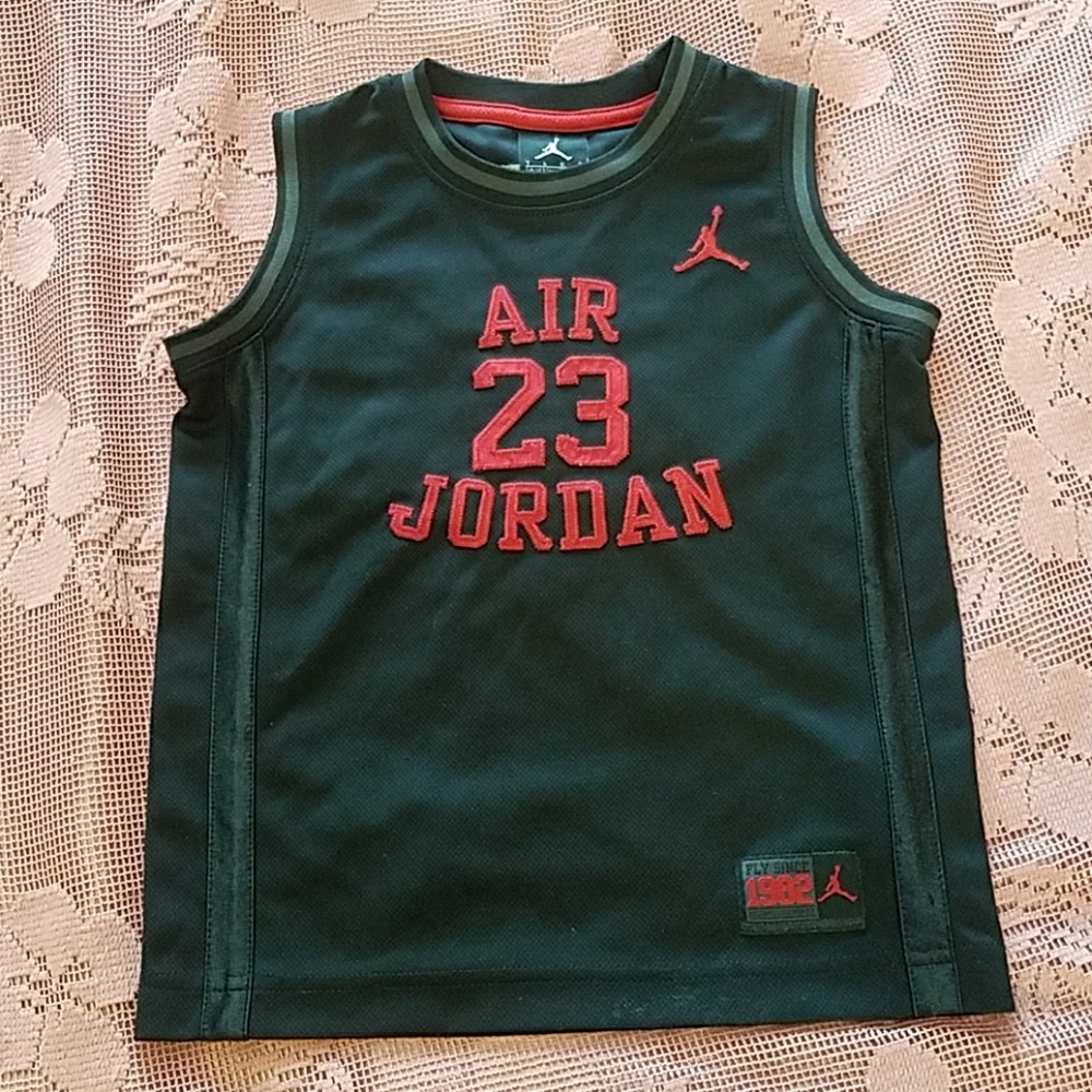Boys Jordan jersey